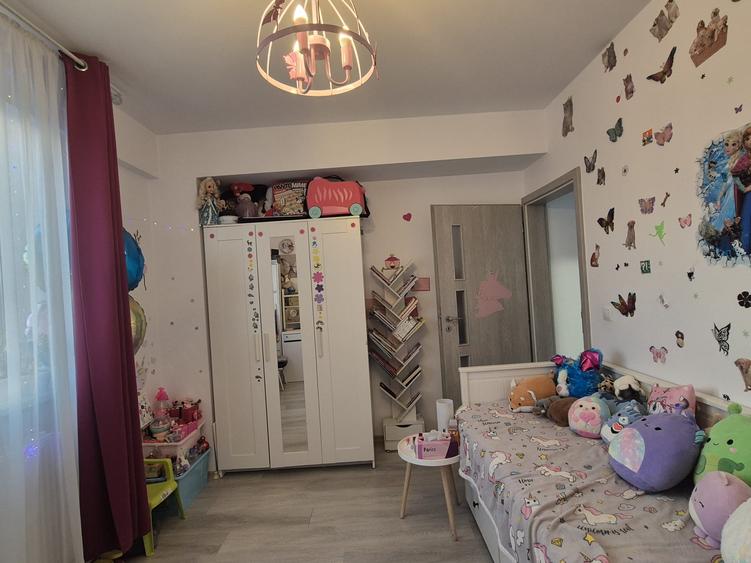 Apartament 3 camere + loc parcare Moara de Vant