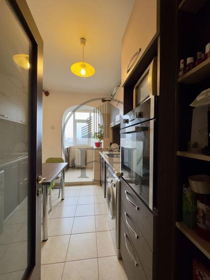 Apartament 2 camere de vanzare Constanta, Zona Tomis Nord