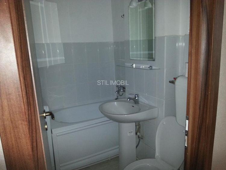 Apartament 2 Camere Decomandat – Podu Roș, Centrală Proprie - 6