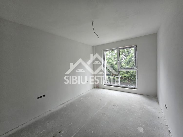 Apartament 3 camere, 2 bai clasa A