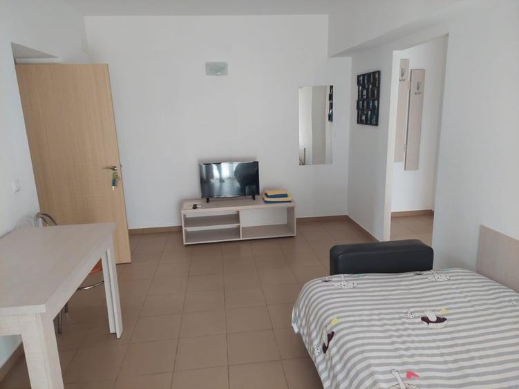 Vand pensiune Vama Veche, 2 corpuri, 610 mp construiti, 1019 mp teren, 21,5m fr
