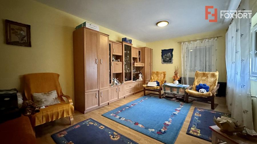 Casa individuala 5 camere si teren 1000 mp, in Sag