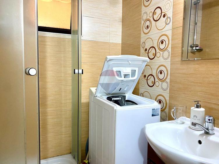 Închiriez apartament cu 2 camere str. CLOȘCA - CETATE