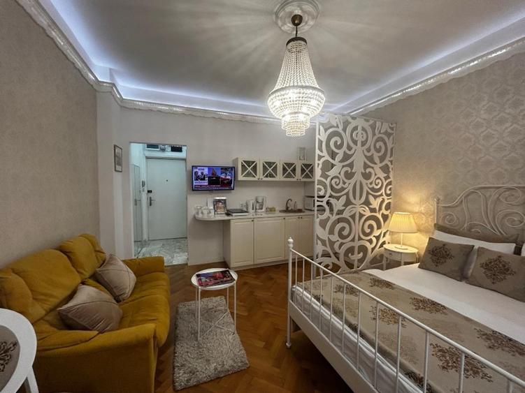 Universitate Garsoniera renovată cu prox. metrou