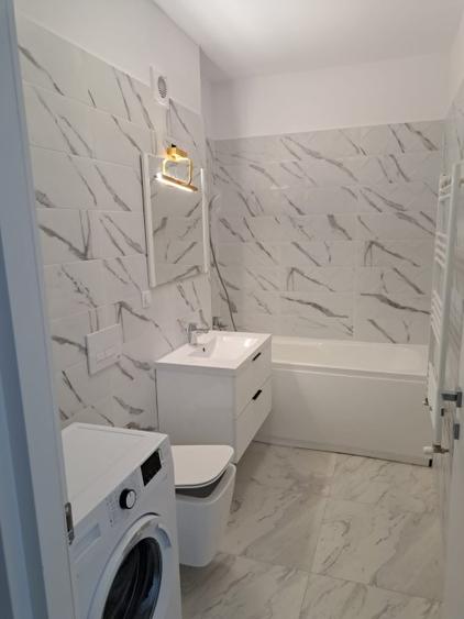 Inchiriez Apartament lux 2 camere Onix Nord