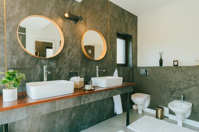 Casă Nouă de Lux pe Malul Lacului Corbeanca |Grădină 1.461 mp, Piscină și Ponton