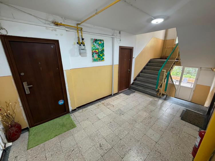 Dristor 3 Camere 65 Mp Etaj 1 Bloc Turn 1970 Reabilitat 5 Min Metrou