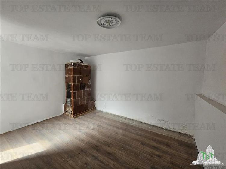 Casa 4 camere plus anexe zona gara Medgidia, Constanta
