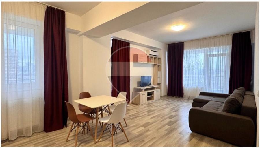 Apartament 3 camere de închiriat cu loc de parcare Lângă Crazy Beach