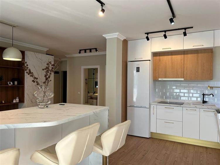 Apartament exclusivist cu 3 camere Marinescu
