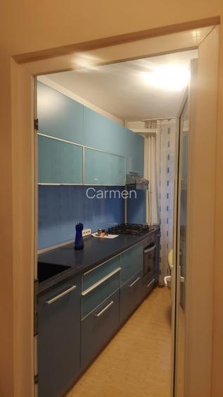 2 cam decom metrou Dristor, et.2/10, de închiriat 500 Eur mobilat, proprietar - 10