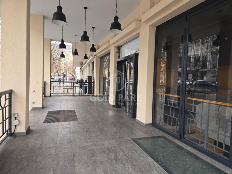 Spatiu Comercial - Ultracentral - Terasa in CF - Preluare Chiriasi !