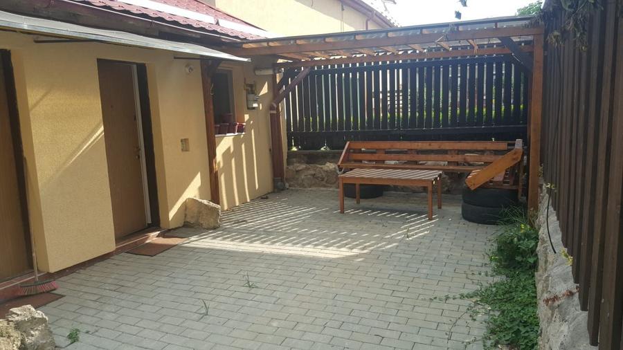 Apartament renovat cu o camera pe 2 nivele | Curte | Parcare | Grigorescu