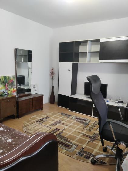 Apartament 1 camera zona Complex Studentesc.Liber