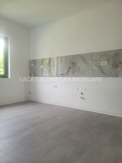 CASA SUPERBA PARTER+POD INALT VALU LUI TRAIAN - 9