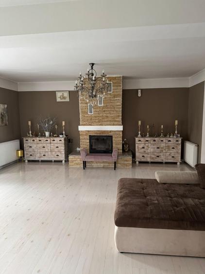 Sanmihaiul Roman - Casa smart cu 5 camere, 200 mp utili