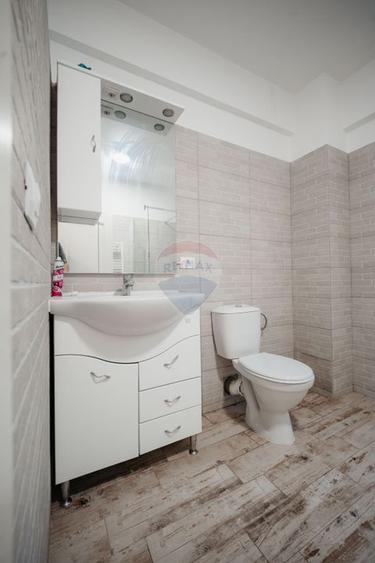 Apartament cu 2 camere de vânzare în zona Burdujeni
