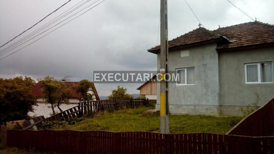 Casa P+M - 250 m² + Teren- 2.520 m², Sat. Valea Poienii - Livezile