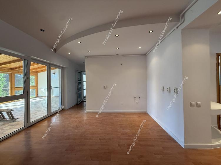 Proprietate versatila | 271 mp utili | renovata complet – Elisabetin, Porumbescu