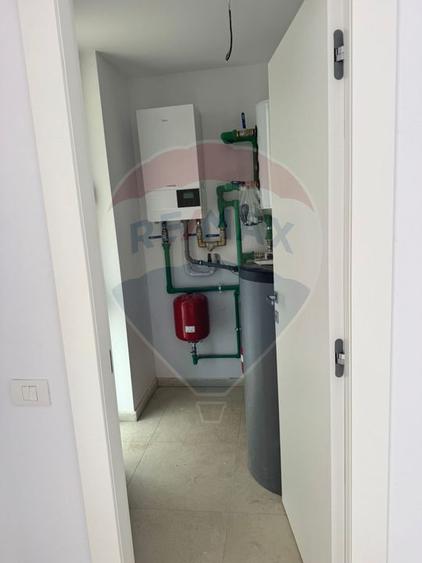 Casă / Vilă cu 4 camere de vânzare