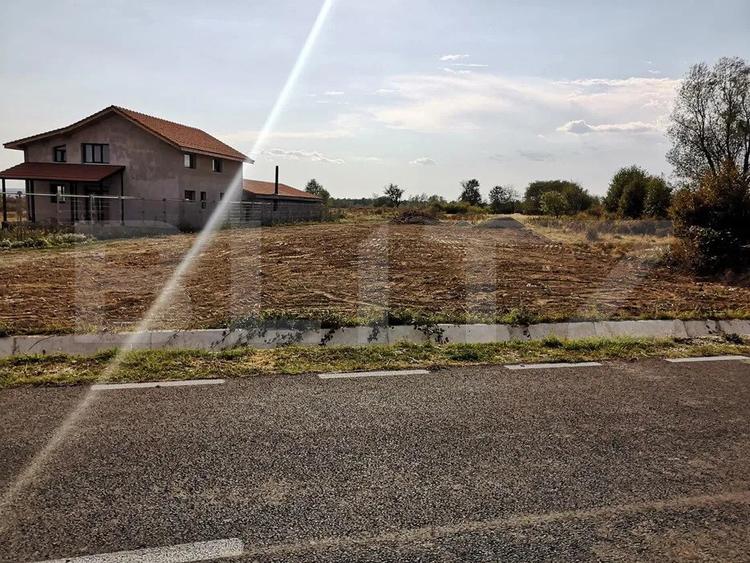 Teren intravilan 2670 mp, zona Lelesti