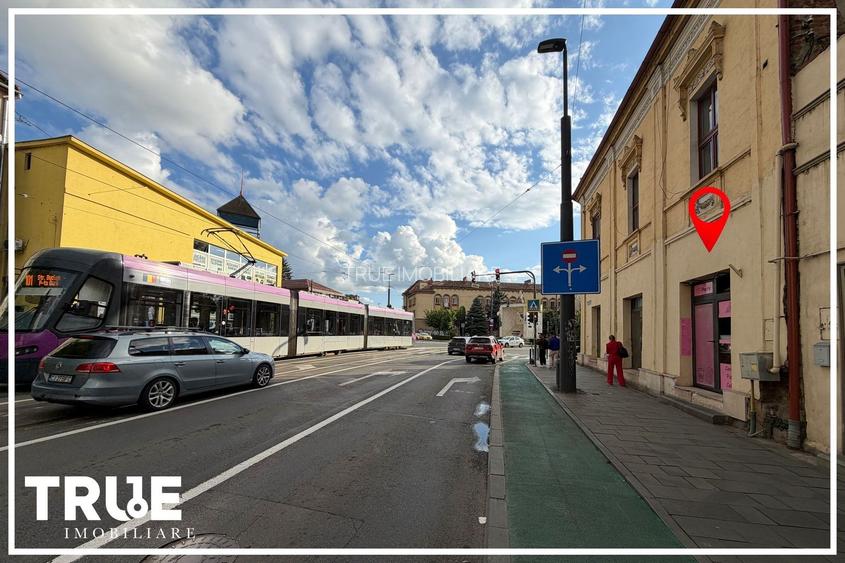 Spațiu comercial stradal de închiriat 17.4mp în zona ultracentrală - 5