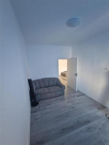Apartament 3 camere etaj 1 Mosnita Noua