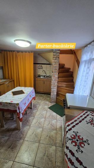 Proprietar, vând casă P+M, loc. Boș, jud. Hunedoara, 8km de Castelul Corvinilor