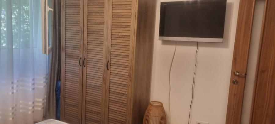 Drumul Taberei Moghioros , 2 minute metrou