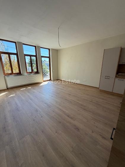 Apartament 3 camere in Piata Mihai Viteazu-renovat complet! - 2