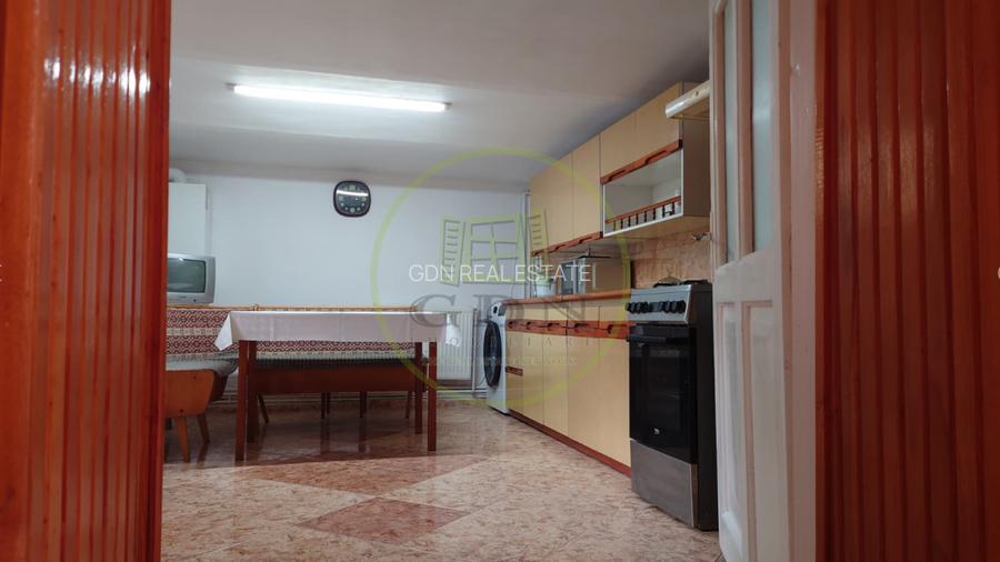 Casă individuală cu demisol + parter • 130 mp utili • Curte 237 mp • Garaj - 9