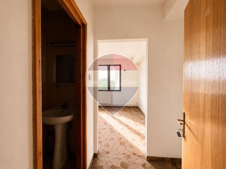 Spațiu de birouri zona centrala - langa primarie - 21