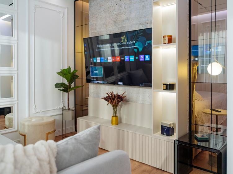 Decebal-3/4-renovata integral lux, mobilata + utilata modern, TV, 135000€