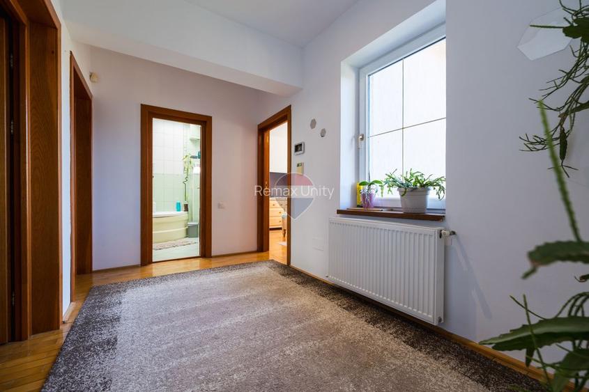 Casă de închiriat cu grădină, terasă și garaj | BUNLOC - 25