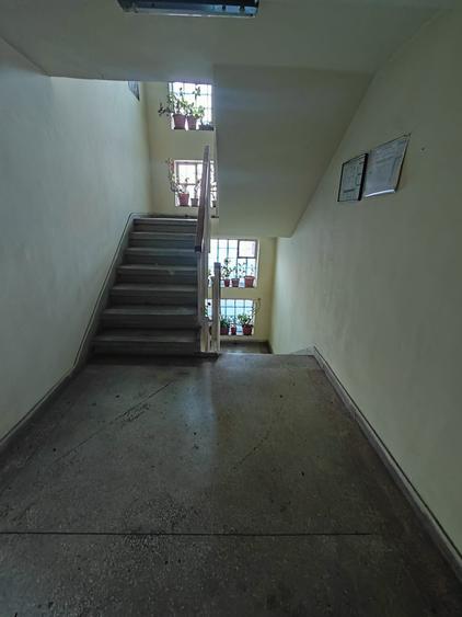 Spatiu mixt, hala + birouri, 525mp construiti, zona Bartolomeu