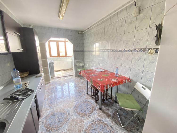 4 camere- Centrală proprie- Etaj 6/8- Bloc Anvelopat/ Modoran Ene/Margeanului - 12