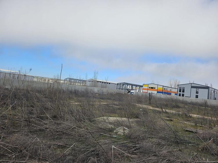 2500 mp teren industrial stradal Popesti Leordeni