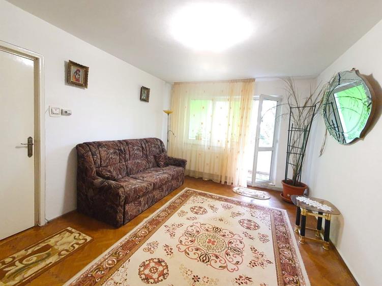 Apartament luminos cu vedere spre biserică, într-un cartier verde și liniștit.
