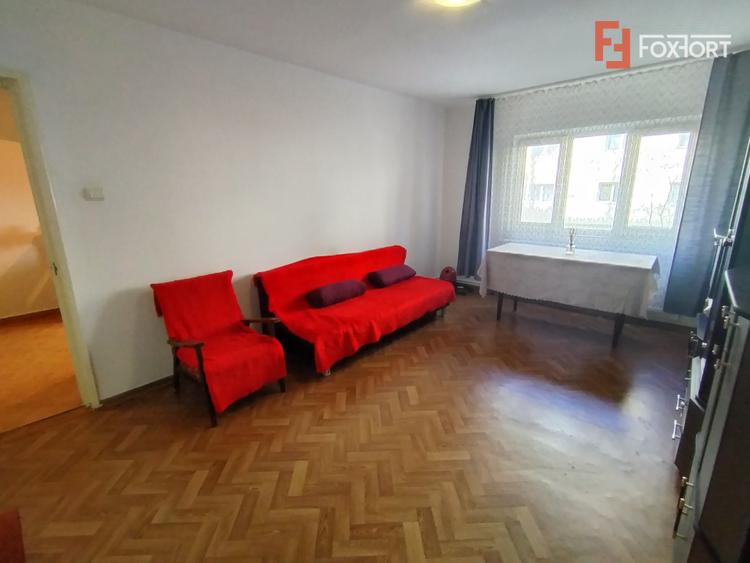 Apartament cu 2 camere de inchiriat mobilat si utilat in zona Soarelui