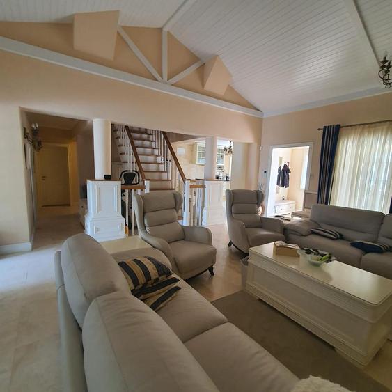 VILA TIP DUPLEX P+1E - MAMAIA SAT