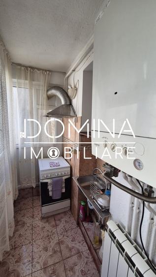 Vânzare apartament 3 camere, zonă centrală, strada Nicolae Bălcescu