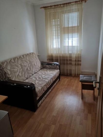 Năvodari-zona Sud-3camere cf.2,etaj 2,centrală gaze