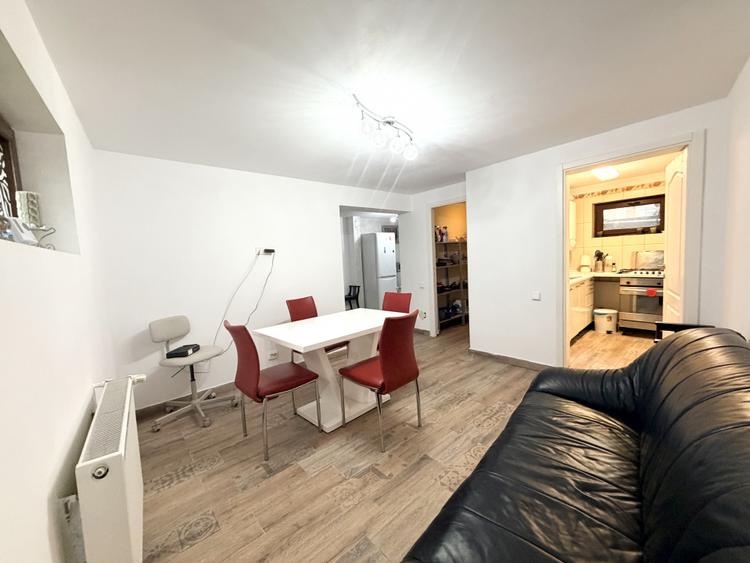 Apartament cu 4 camere-rezidențial sau Comercial-Birouri