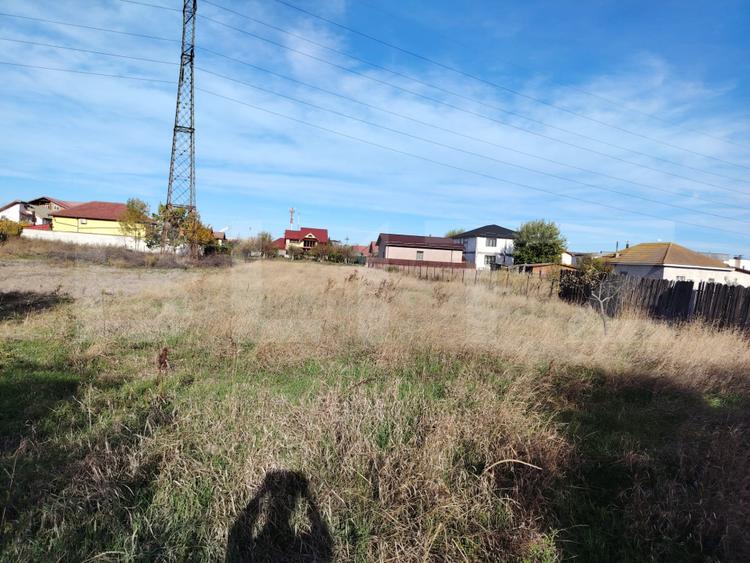 Teren intravilan, 2181 mp, deschidere 16,19 in cartierul Catargiu - Craiova