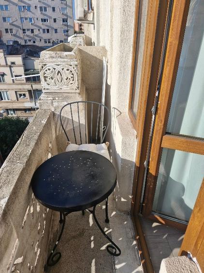 Lovely large sunny studio apartment – Dacia Polona area