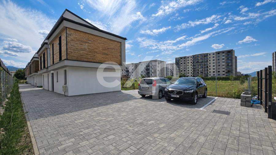 Casă nouă, curte, 2 parcări · Tractorul Brașov · 339.500 € TVA inclus