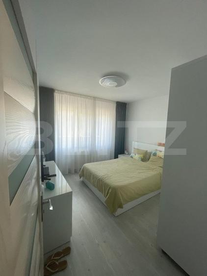 Apartament 3 camere decomandat, 68 mp, Craiovita, zona Orizont