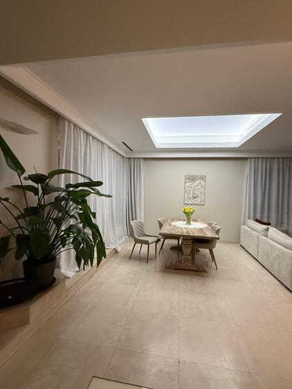 Penthouse exclusivist vedere parc Herastrau