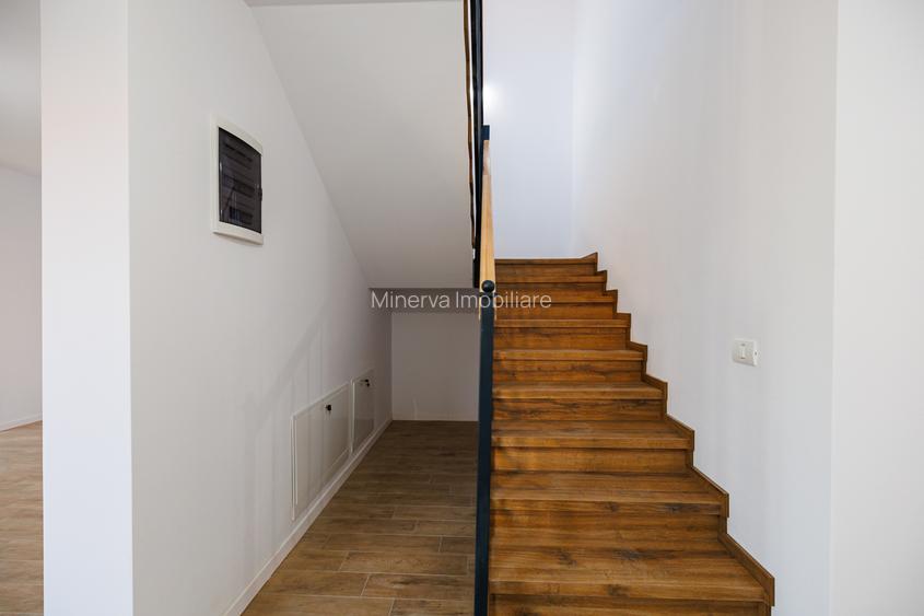 Duplex P+E în Moșnița Nouă, 3 dormitoare, 3 bai, teren 403 mp. Comision 0%