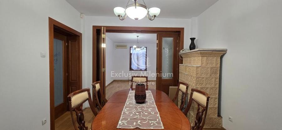 Vila/Casa Piata Alba Iulia - Birouri / Decebal